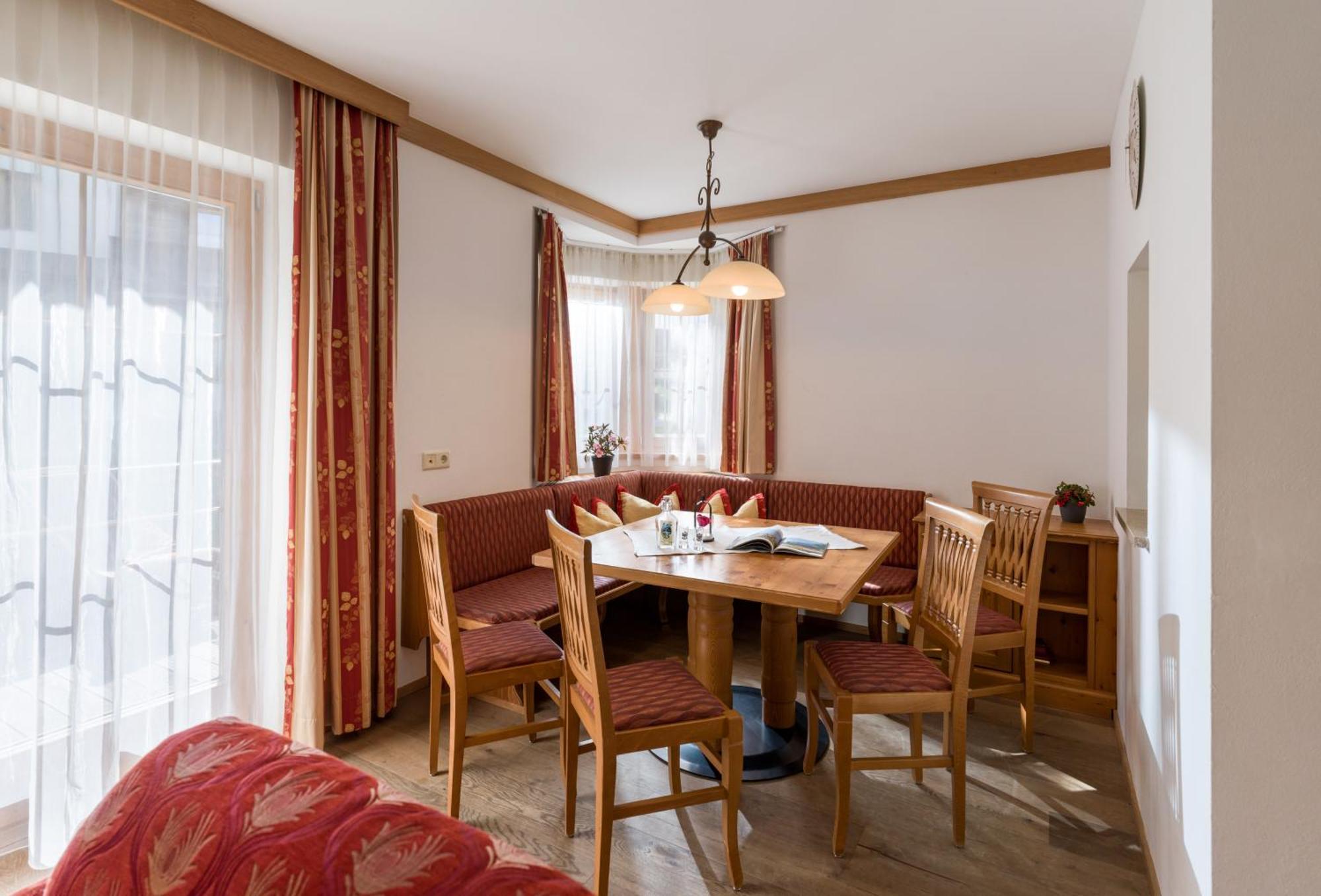 S'Doerfl Chalets Mayrhofen Luaran gambar