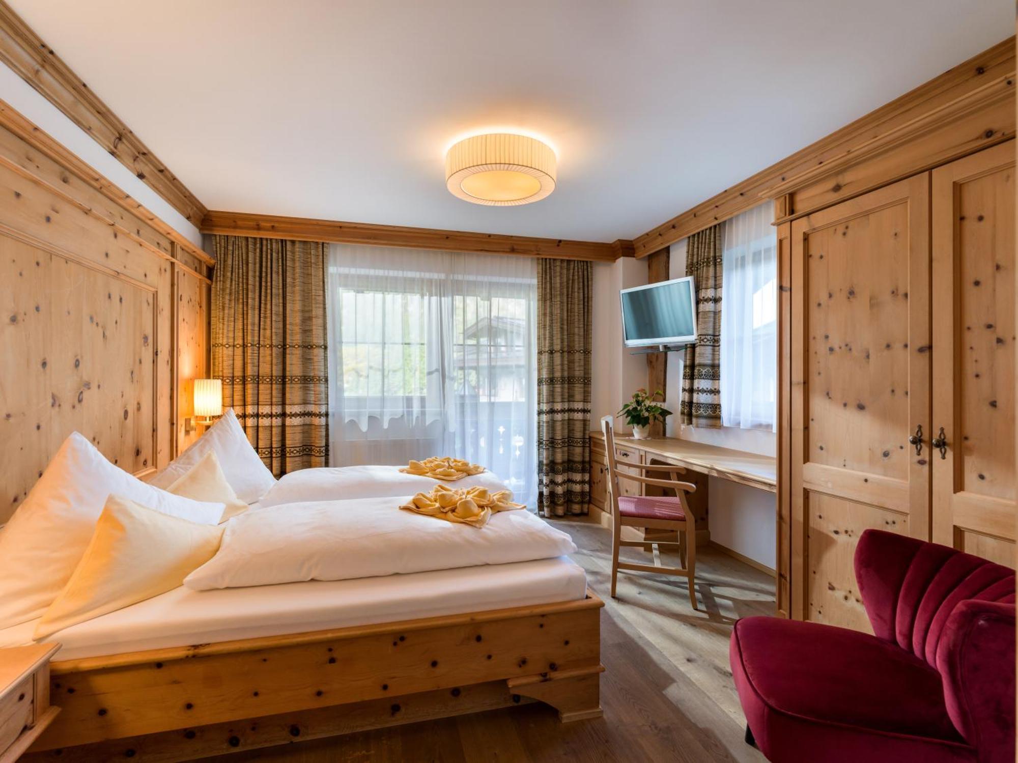S'Doerfl Chalets Mayrhofen Luaran gambar