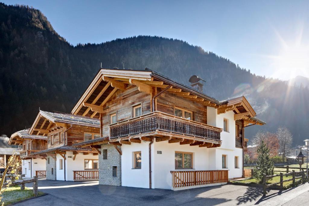 S'Doerfl Chalets Mayrhofen Luaran gambar